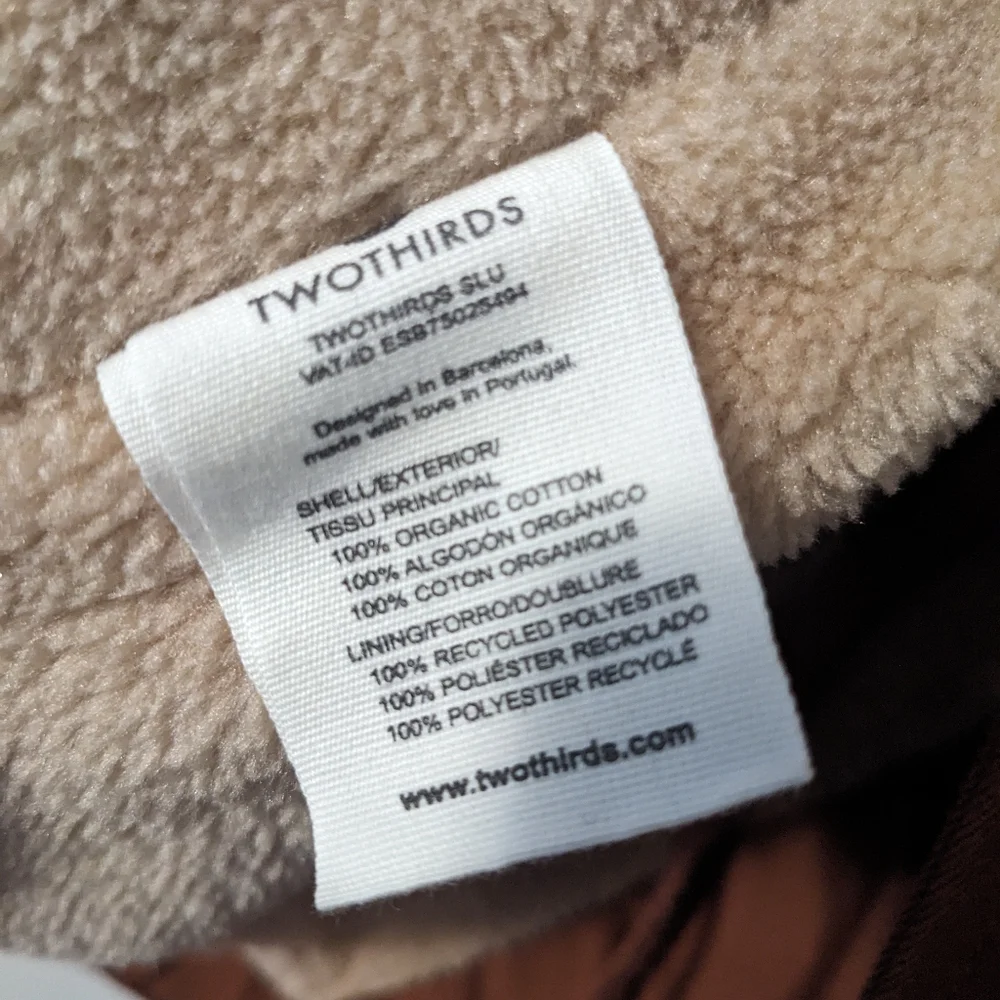 Coat - Picture 4 of 5